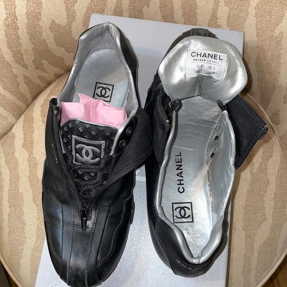 Chanel sneakers - Picture 3 of 9